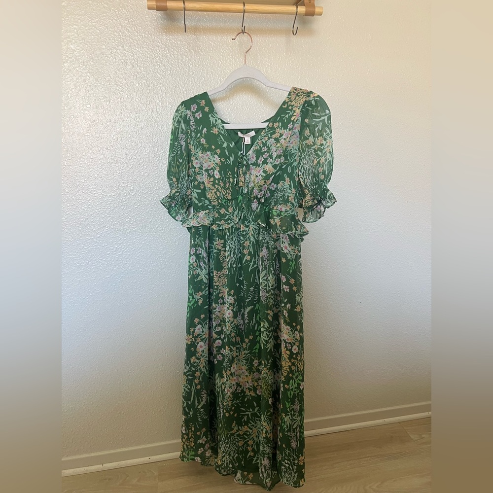 Green floral midi dress.